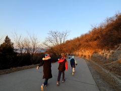 -鬼笑石后山停车场