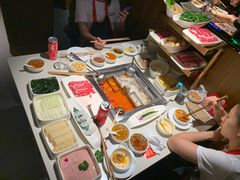 -海底捞火锅鲜切牛肉主题店(长寿路店)