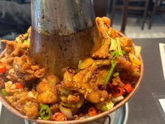 -川流不息·地道川菜·小龙虾(松东路店)