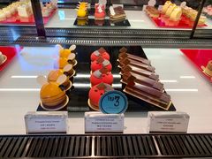 -Salon de The de Joel Robuchon(外滩18号店)