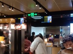 -麦当劳(中山公园龙之梦店)