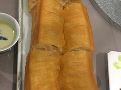 巨型油炸鬼-迎悦轩(维景湾店)