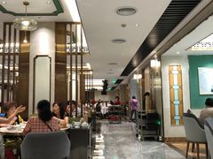 大堂-稻香酒家·34年老字号·港式粤菜(侨光店)