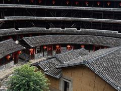 -初溪土楼群