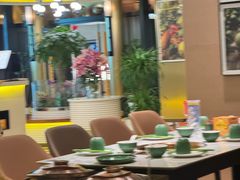 -润园四季椰子鸡火锅(卓越INTOWN店)