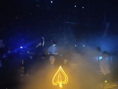 -MEGA PARTY CLUB