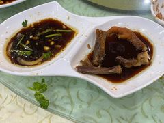 -鹏城人家海鲜酒家·23年老字号(较场尾店)