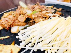 -燚店·铁板鱼蛙·烤肉·烤串(北新桥店)
