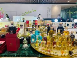 -SCENT BOUTIQUE