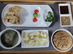 -亚龙湾老厨房·海南家常味