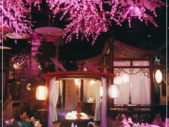 -韵秋荷(宝山龙湖天街店)