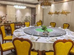 -揽季锅物会·海鲜姿造(五四路店)