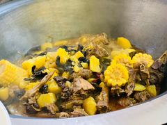 -独一家豆花庄铁锅炖