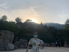 -鬼笑石后山停车场
