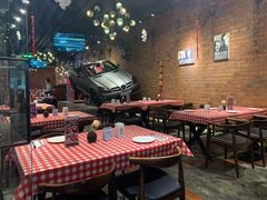 大堂-1886德国汽车餐厅(外滩十六铺码头店)