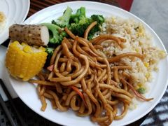 -君来湖滨饭店·玫瑰园