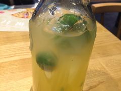 -菲滋意式餐厅(金华银泰城店)