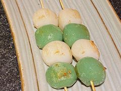 烤糯米小丸子-丝路金桃·新疆菜(徐汇店)