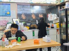 大堂-家味螺蛳粉&烤鱼(安远路店)