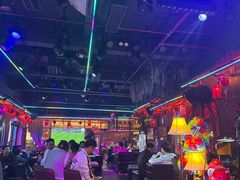 -喜鹊音乐酒馆(西街店)