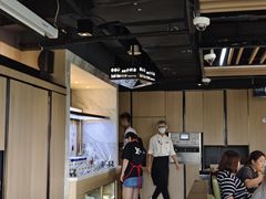 -海底捞火锅(威高广场店)