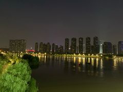 -南京眼步行桥
