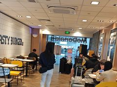 -麦当劳(西站店)