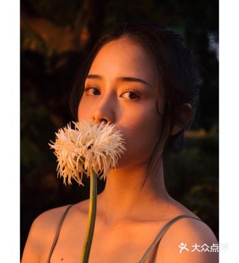 终于心心念念的绿色系写真了