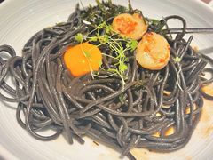 黑松露葱油拌墨鱼面-港丽餐厅(来福士店)