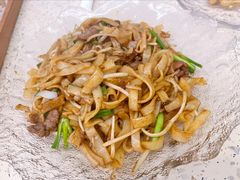 干炒牛河-白仁仔· 活烤海鲜 宵夜(豫园店)