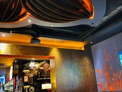 -YUE·6·西式融合餐厅(外滩六号店)