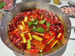 -王奋斗贵州酸汤牛肉火锅