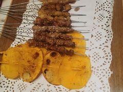 -聚串门儿·东北烧烤(信义坊店)