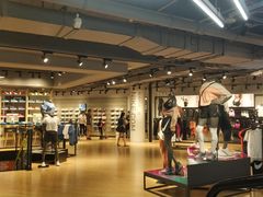 -NIKE品牌体验店(北京蓝色港湾店)