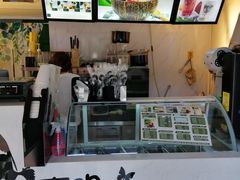 -津椰本·海南正宗椰奶清补凉(店一店)