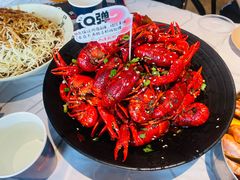 -巴厘龙虾·榜首油焖大虾(音乐学院·沿江酒馆店)