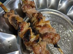 -烤肉小伙烤肉店