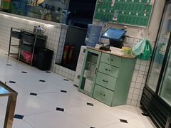 -蛙两只美蛙鱼头火锅(恒茂店)
