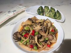 -日丰园海肠水饺·老字号大连海鲜(银泰城店)