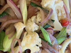有机花菜炒腊味-渝信川菜(南滨店)