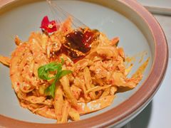 敲糖棒棒鸡-辛香汇·现炒川菜(淮海路百盛店)