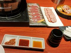 -山之屋炭火烧肉·生啤畅饮(大朗万科中央公园店)