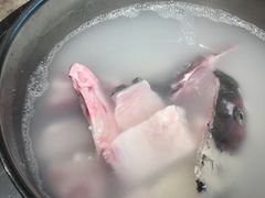鱼骨-淘米捞·米汤脆鲩鱼火锅(福田皇岗店)