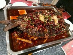 -鸣记脆皮烤鱼(岐山路店)