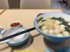 -灵芝妹子海鲜米线(凯德和平广场店)