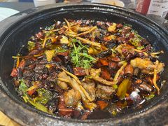 -万重锦·人文川菜馆(骡马市店)