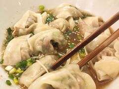 -李与白包子铺(桐梓林店)