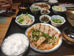 -炼火烤肉店