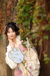 -一揽芳华汉服旗袍体验馆(拙政园店)