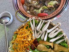 -阿婆情腊排骨火锅(金虹路店)